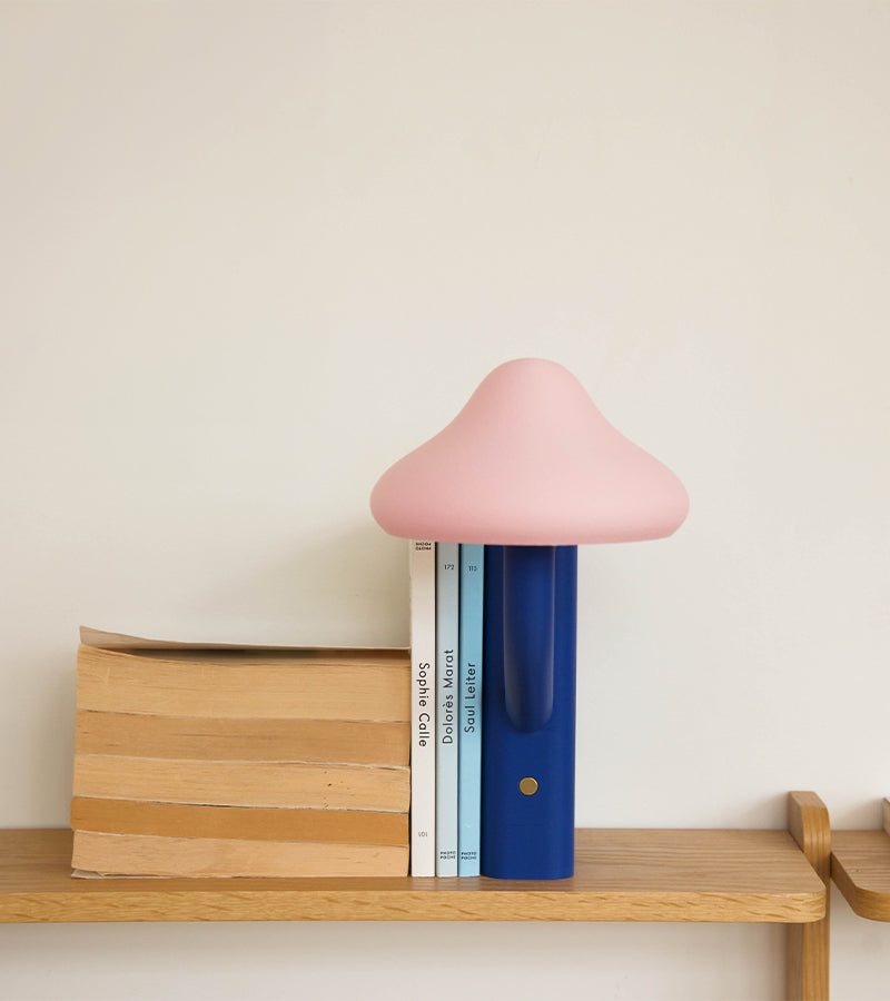 L'avant gardiste Myria lampe-livre champignon bleu royal