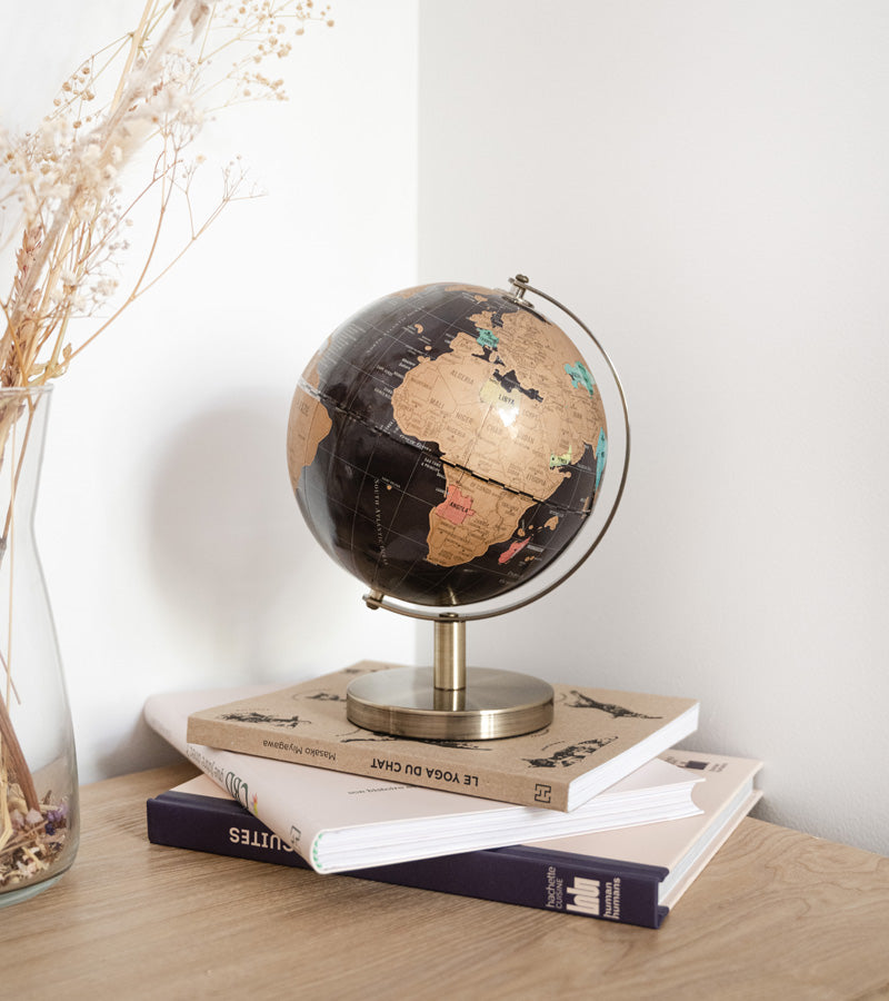 L'avant gardiste Objets déco Globe terrestre à gratter voyage