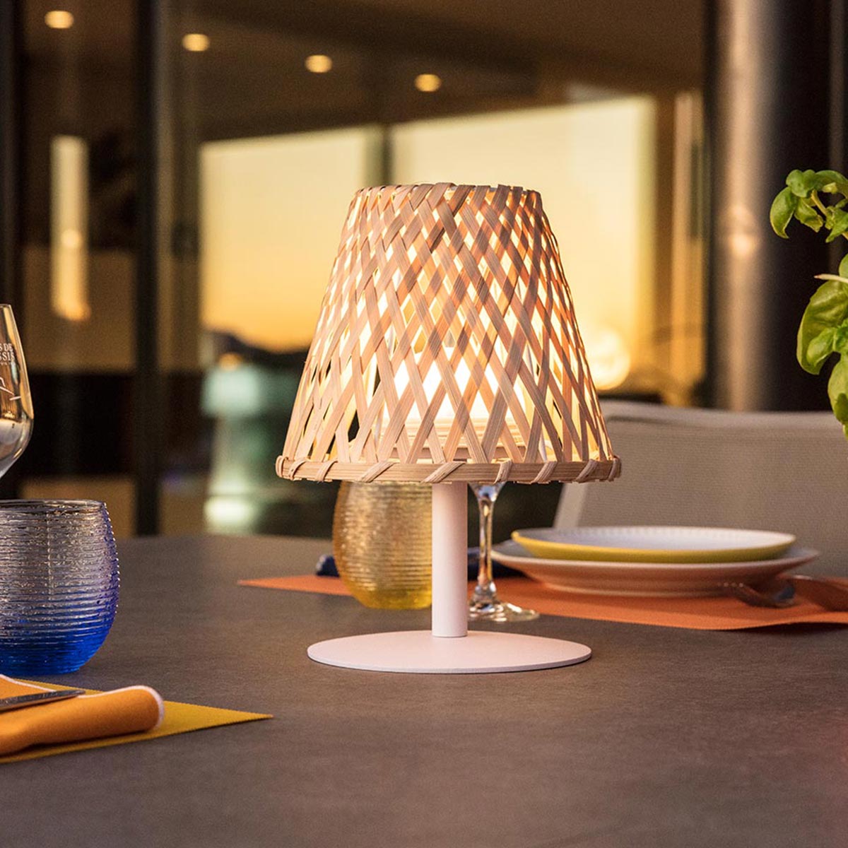 Red Deco Ibiza lampe de table sans fil bambou LED H26cm