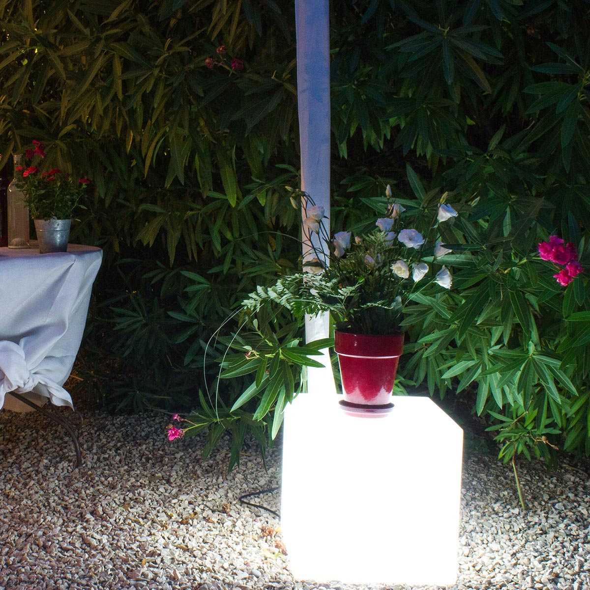 Red Deco Carry cube lumineux tabouret LED blanc 40cm