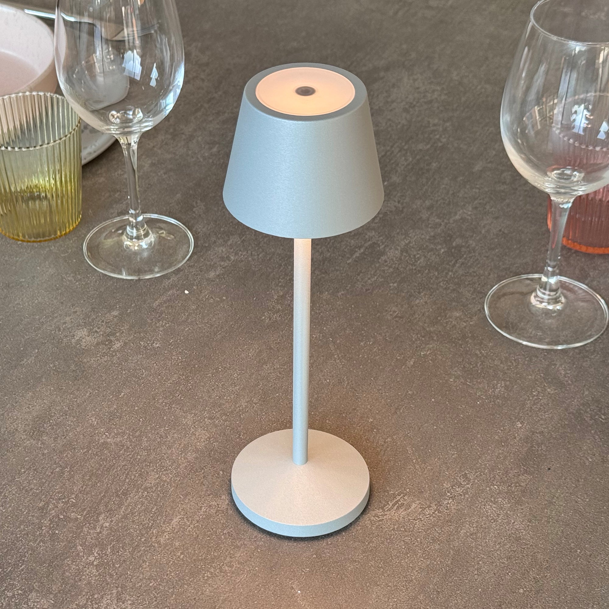 Red Deco Emily Grey lot 9 lampes de table sans fil LED H25cm