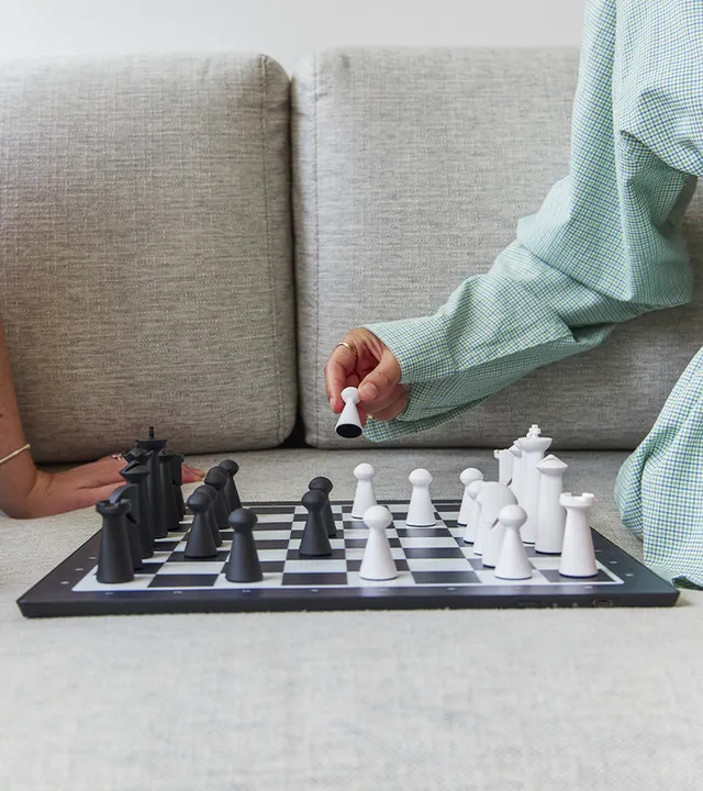 L'avant gardiste GoChess Mini échiquier intelligent connecté