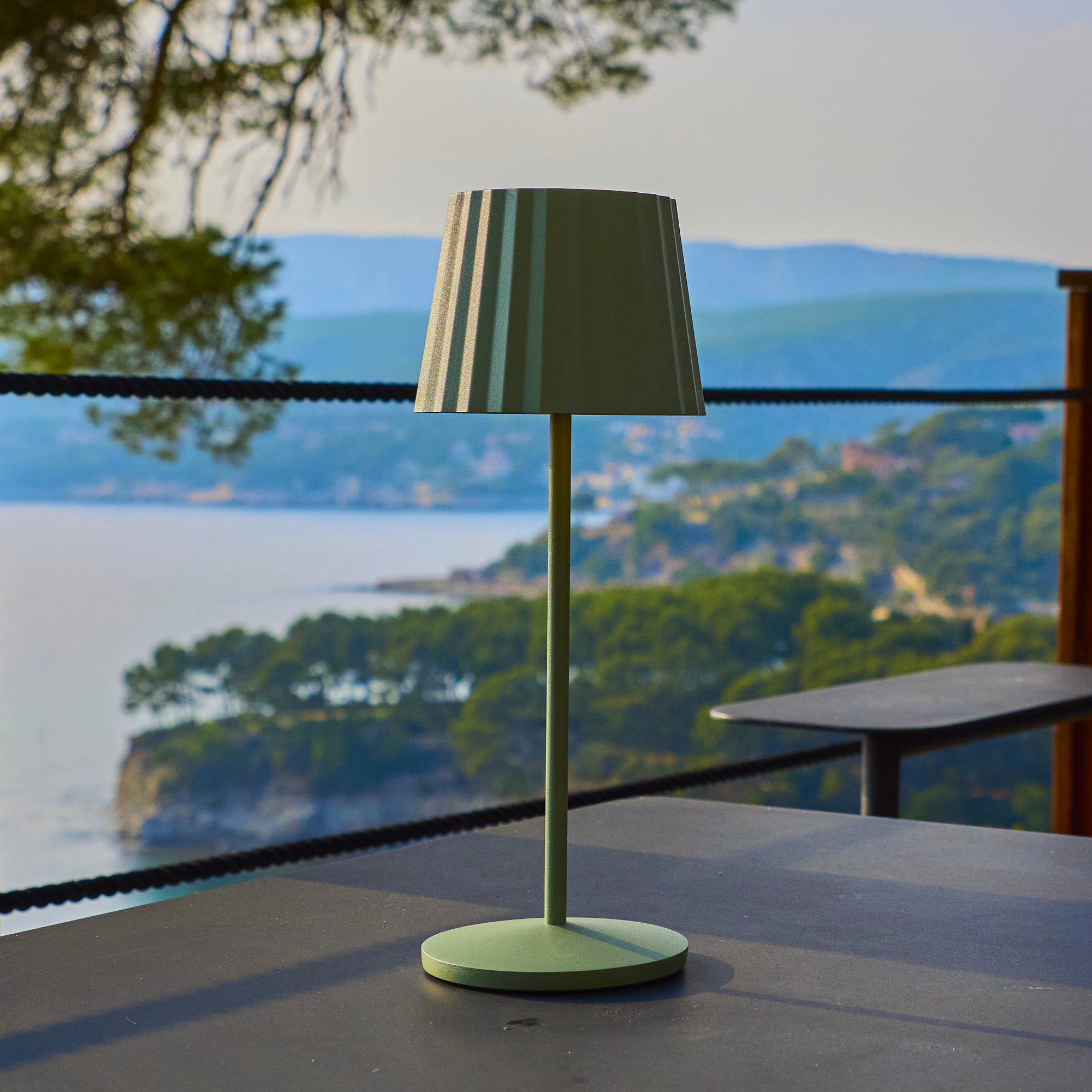 Red Deco Abby Olive x6 lampes table sans fil 29cm + plateau