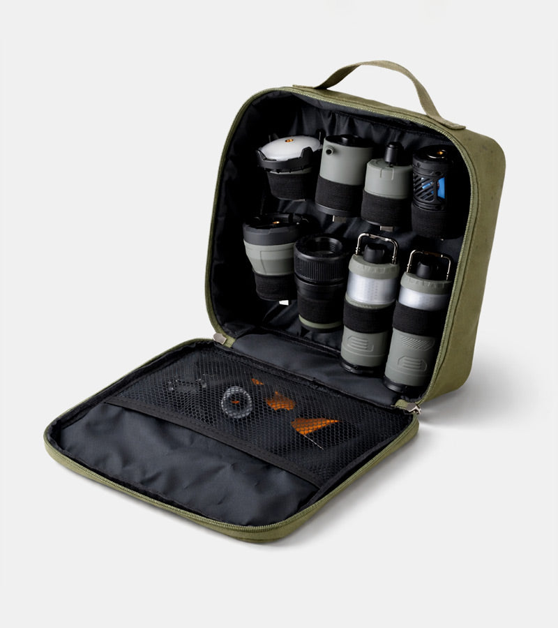 L'avant gardiste Outdoor kit campeur 7-en-1 outils compact