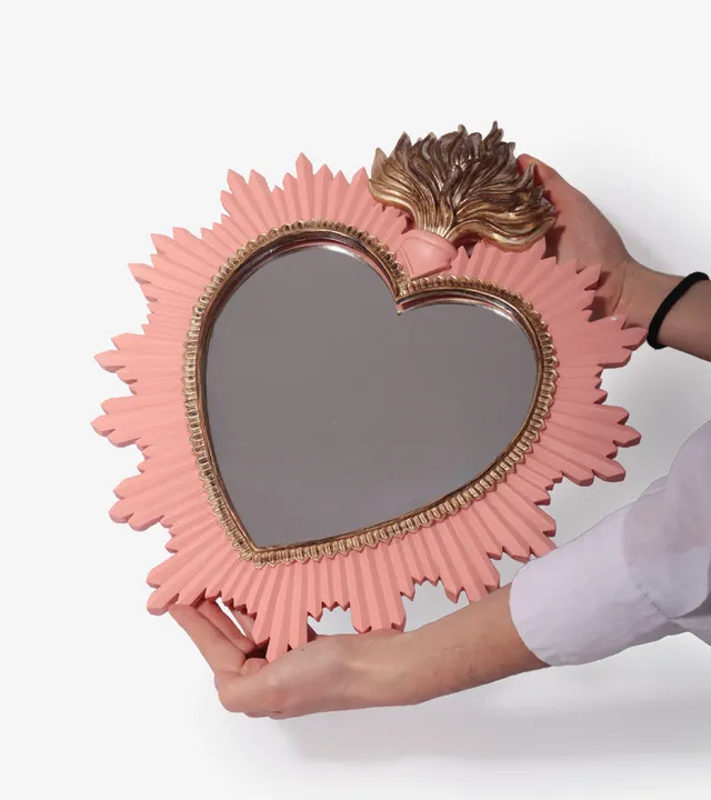 L'avant gardiste Miroir ex-voto rose coeur mural