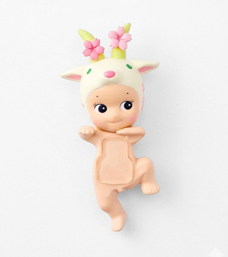 L'avant gardiste Sonny Angel Hippers Cherry Blossom figurine mini