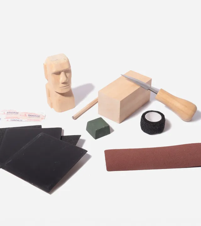 L'avant gardiste Kit sculpture Moai bois DIY statue créatif