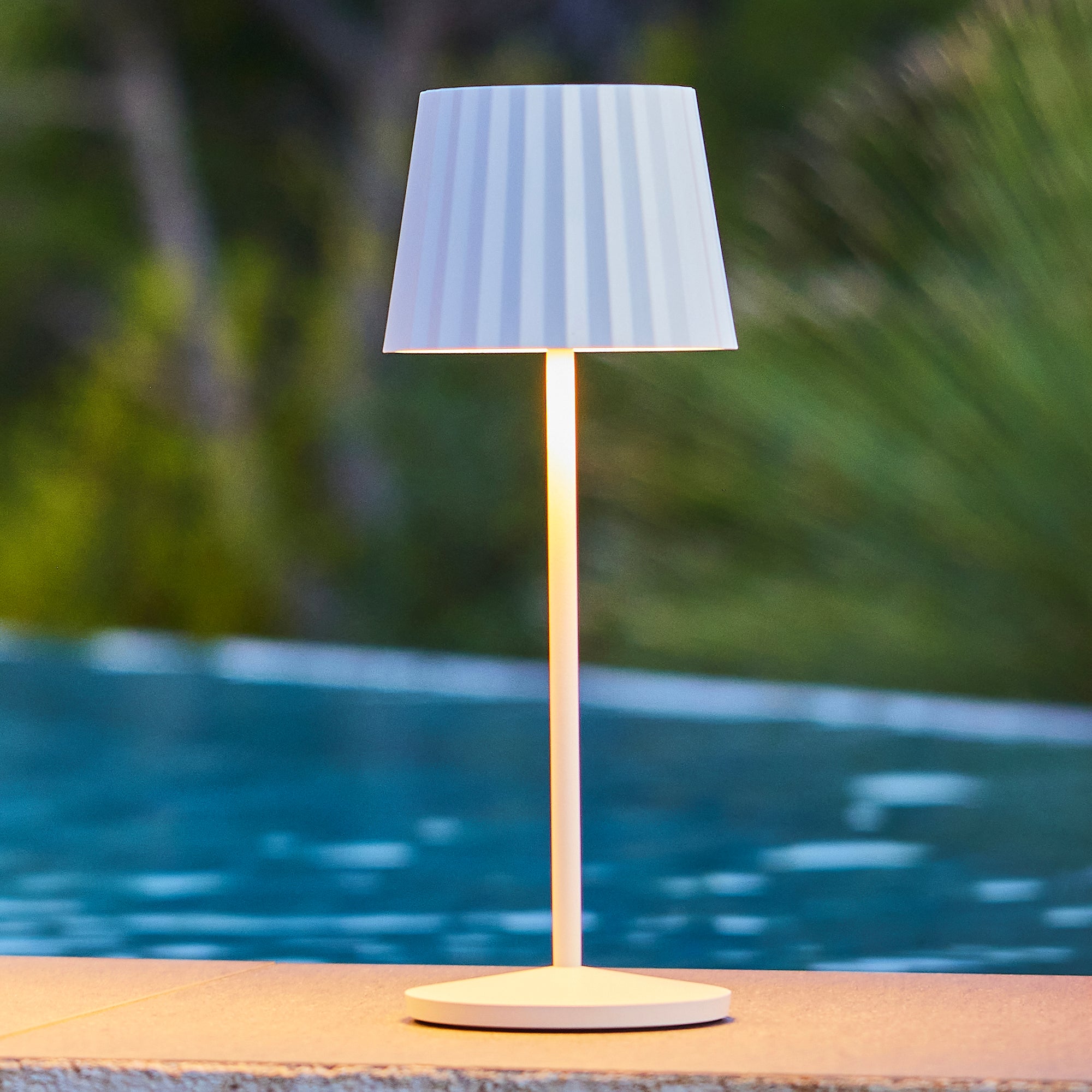 Red Deco Abby White lampe sans fil LED blanc chaud H30 cm