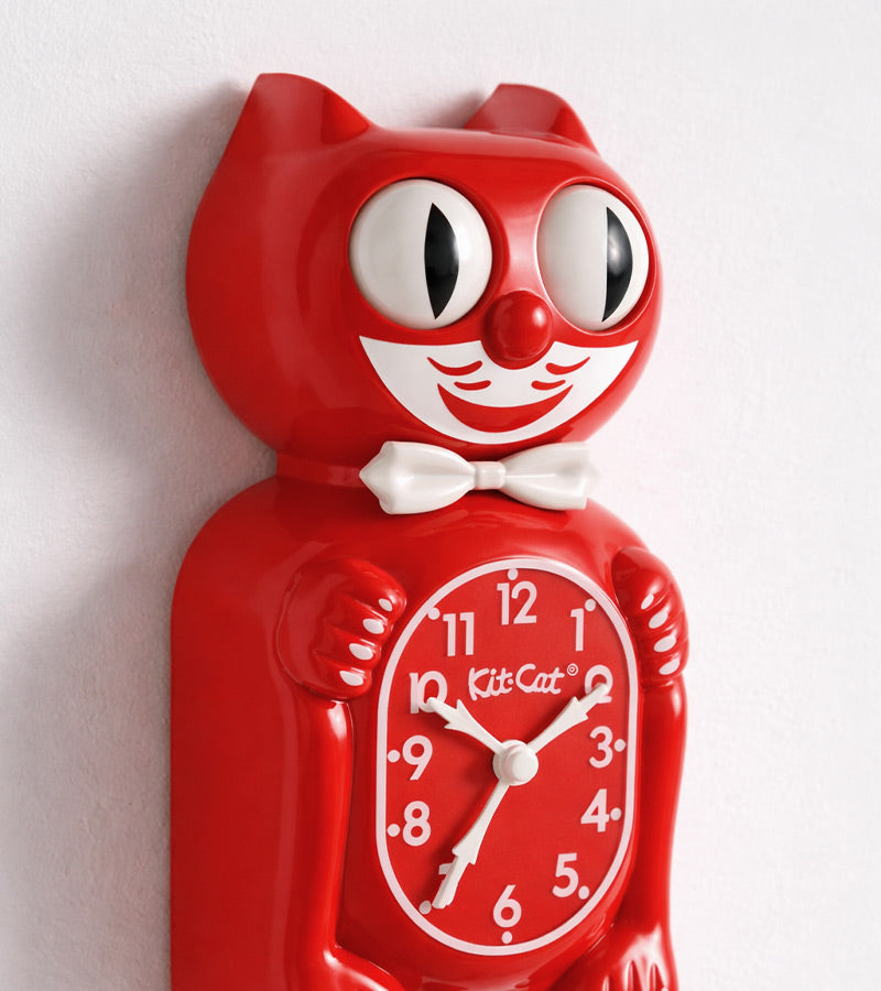 L'avant gardiste Kit-Cat horloge chat rose chewing-gum