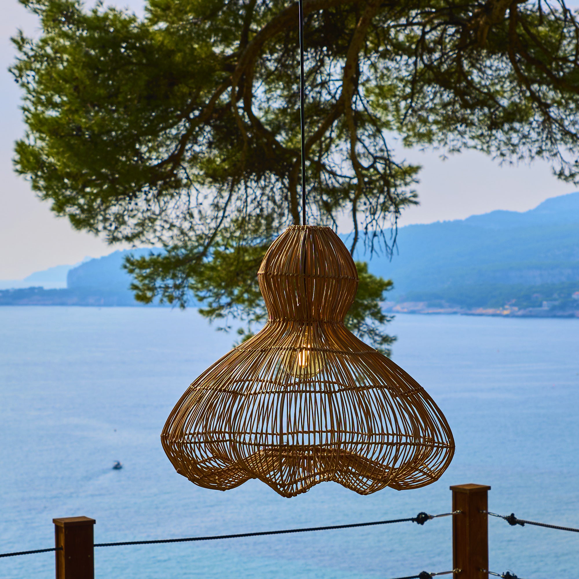Red Deco Ronda Outdoor suspension rotin E27 câble 5m