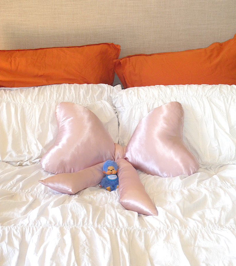 Oreiller nœud satin coussin déco chambre cocooning