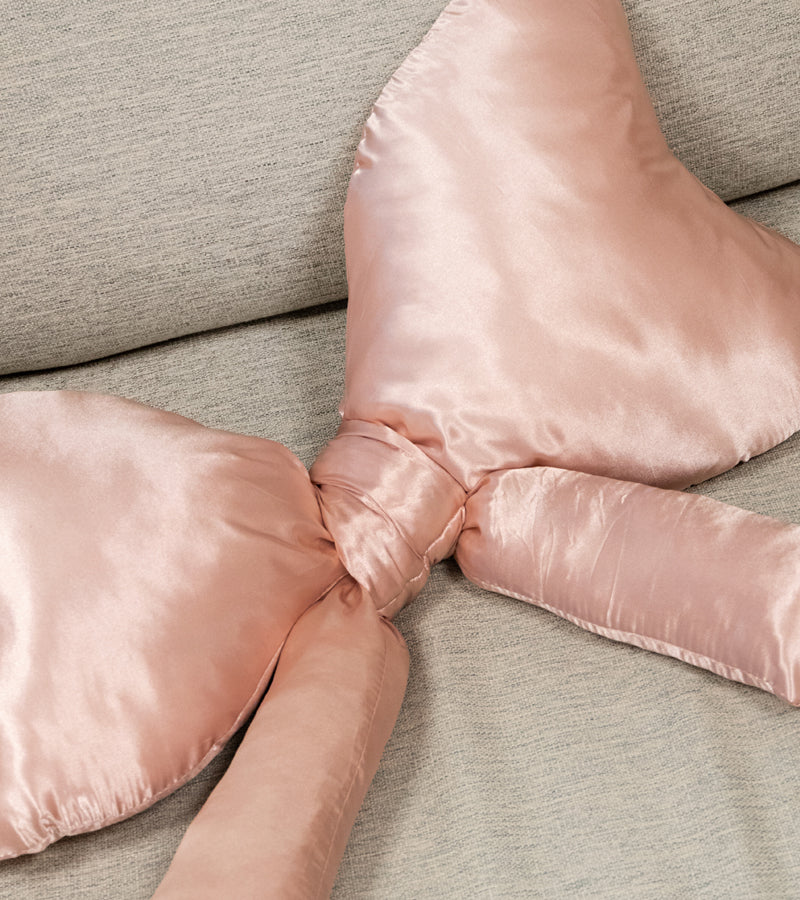 Oreiller nœud satin coussin déco chambre cocooning