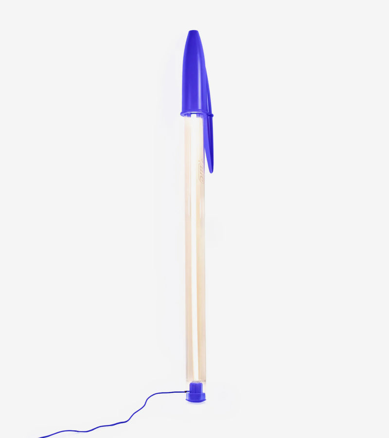 L'avant gardiste Lampe BIC x Seletti Bleu XXL design