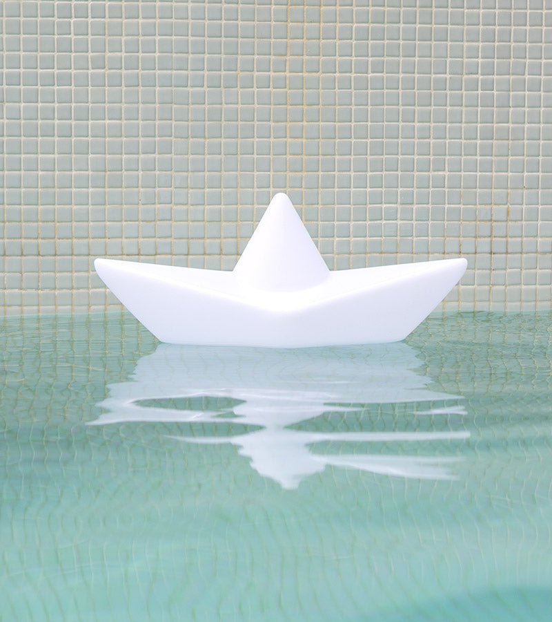L'avant gardiste Veilleuse bateau flottante lampe chambre nuit
