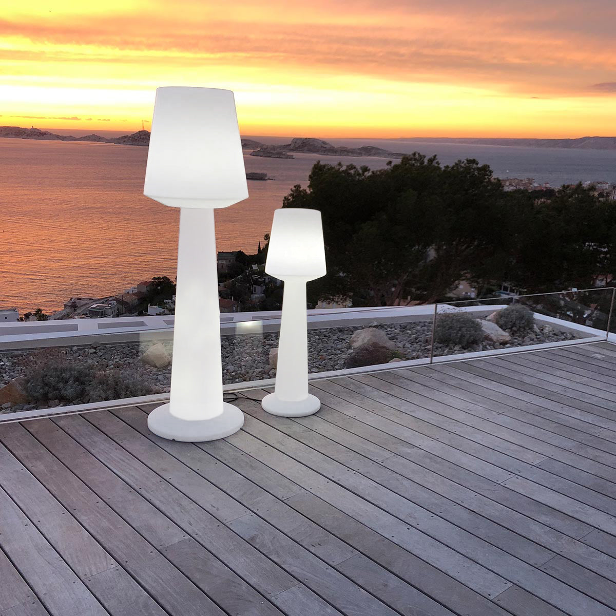 Red Deco Austral H110cm lampadaire filaire LED blanc froid