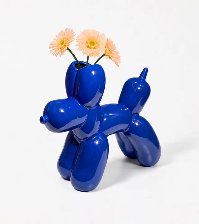 L'avant gardiste Bobby vase décoratif bleu sculpture