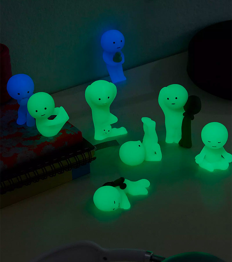 L'avant gardiste Smiski Toilet figurine fluorescente phosphorescente