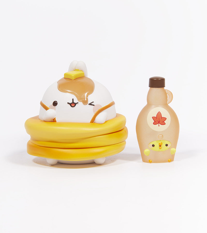 L'avant gardiste Molang Yummies figurine blind box surprise
