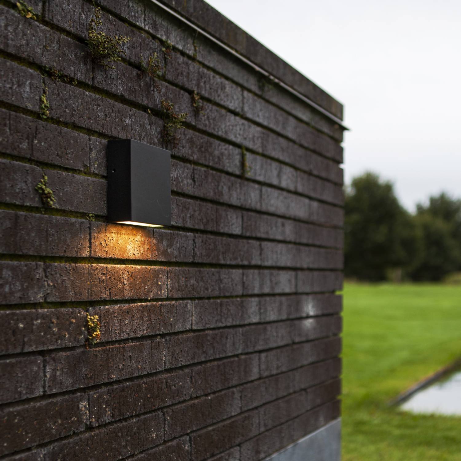 Red Deco Gemini XF Black applique murale LED blanc chaud IP54