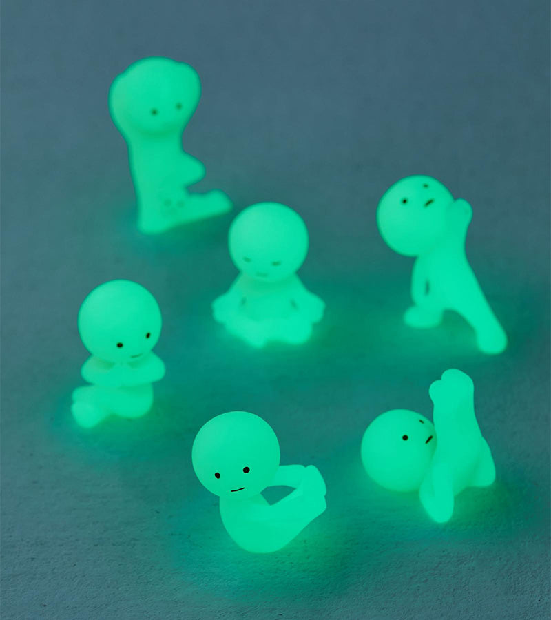Smiski Yoga figurine fluorescente boîte surprise