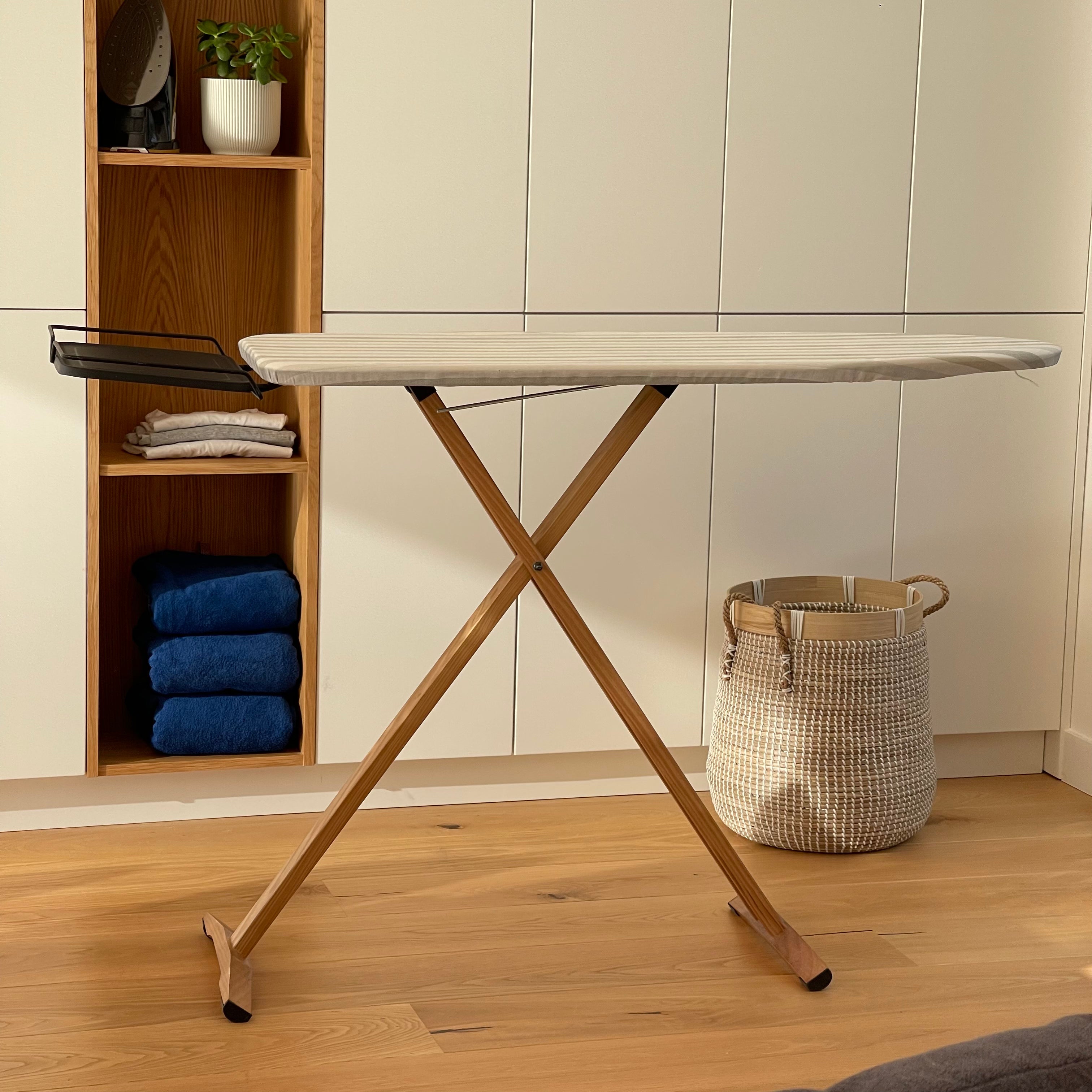 Red Deco Nubar table à repasser bois 130x47cm réglable 92cm