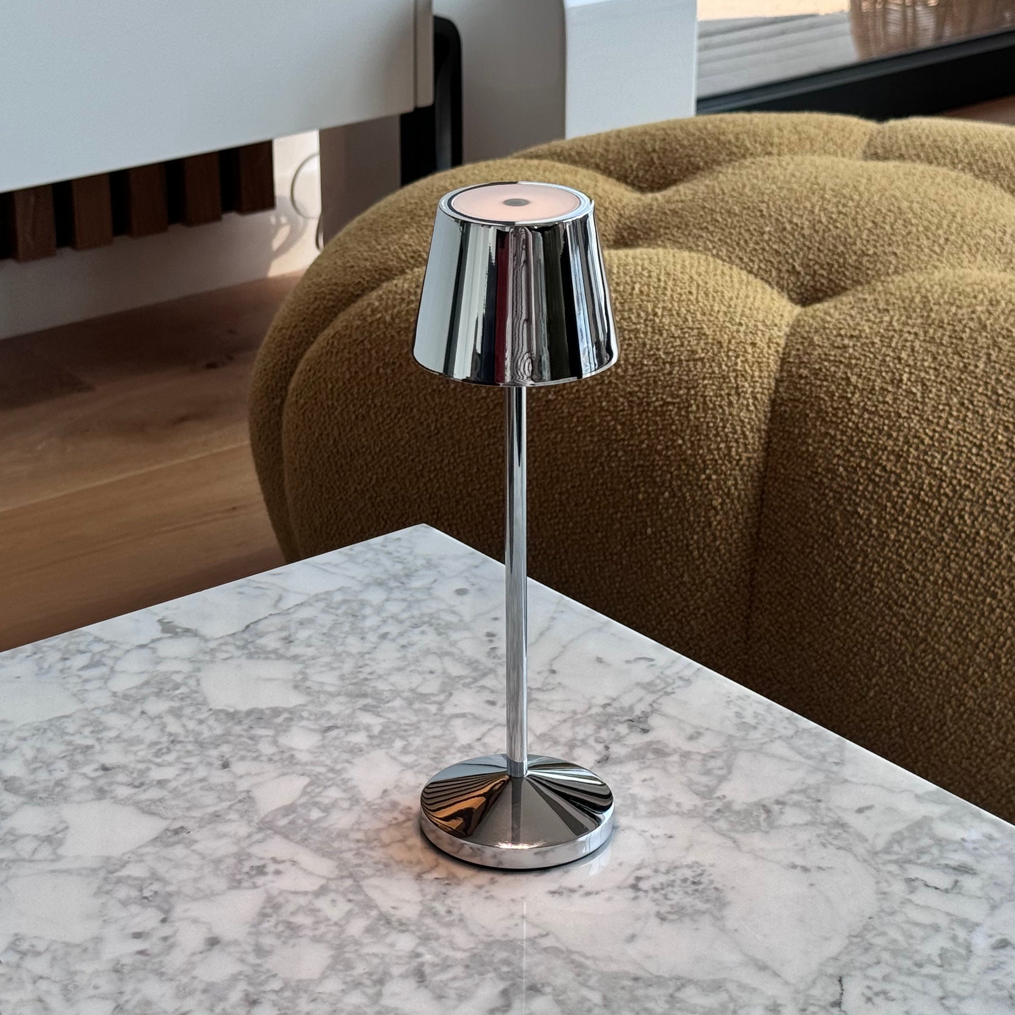 Red Deco Emily lampe table sans fil argent LED blanc chaud