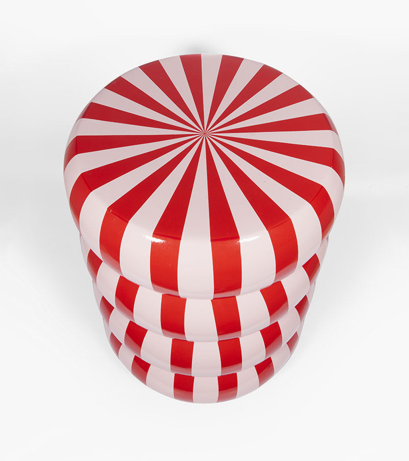 L'avant gardiste Design table appoint candy rose salon