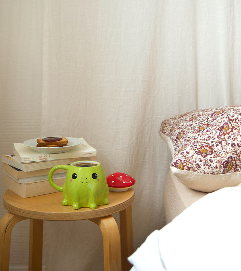 L'avant gardiste Mug grenouille chapeau mug kawaii