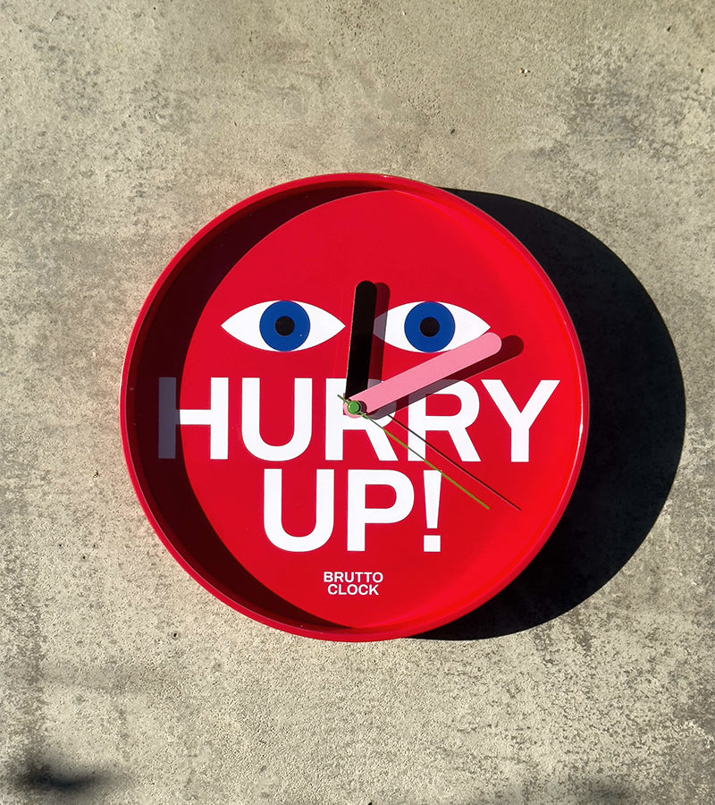 L'avant gardiste Déco murale Horloge Brutto Studio HURRY UP