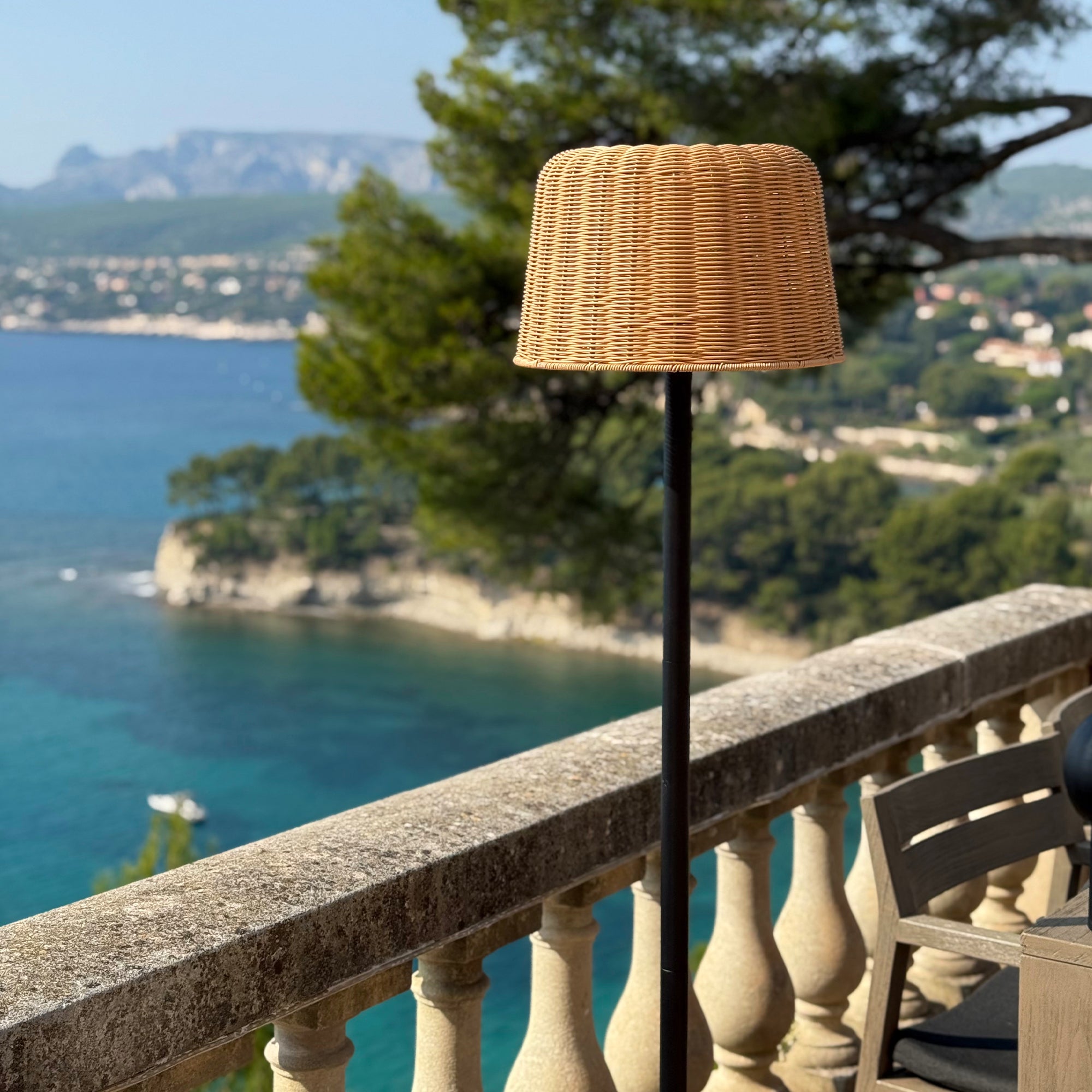 Red Deco Mateo Solar lampadaire solaire rotin H160cm LED
