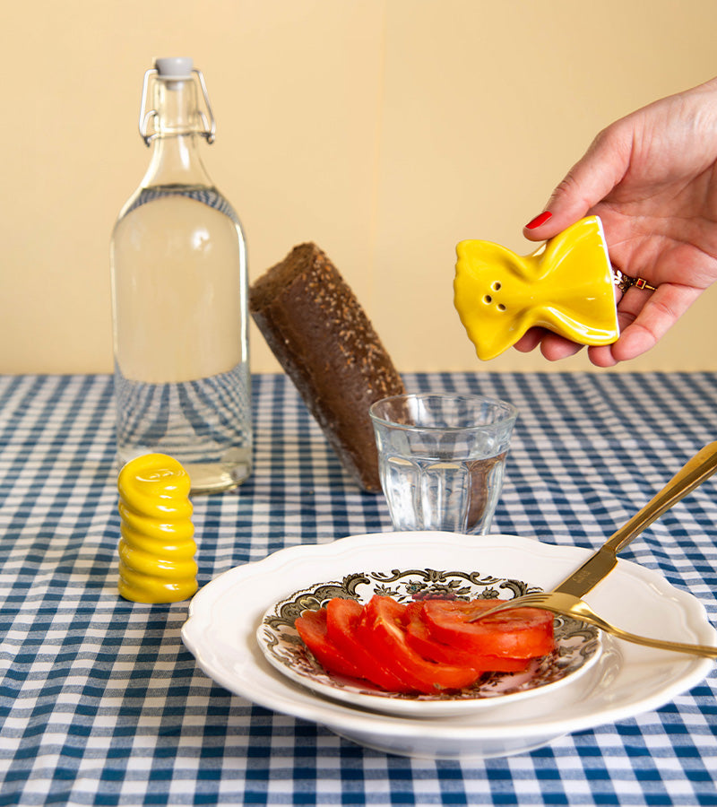 L'avant gardiste Vaisselle & Table Fun set salière et poivrière pasta