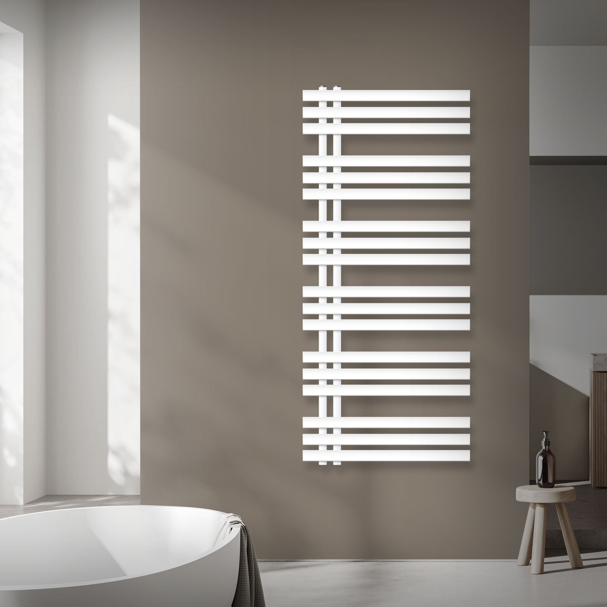 ECD Germany Iron EM radiateur salle de bain 600x1400 blanc 900W