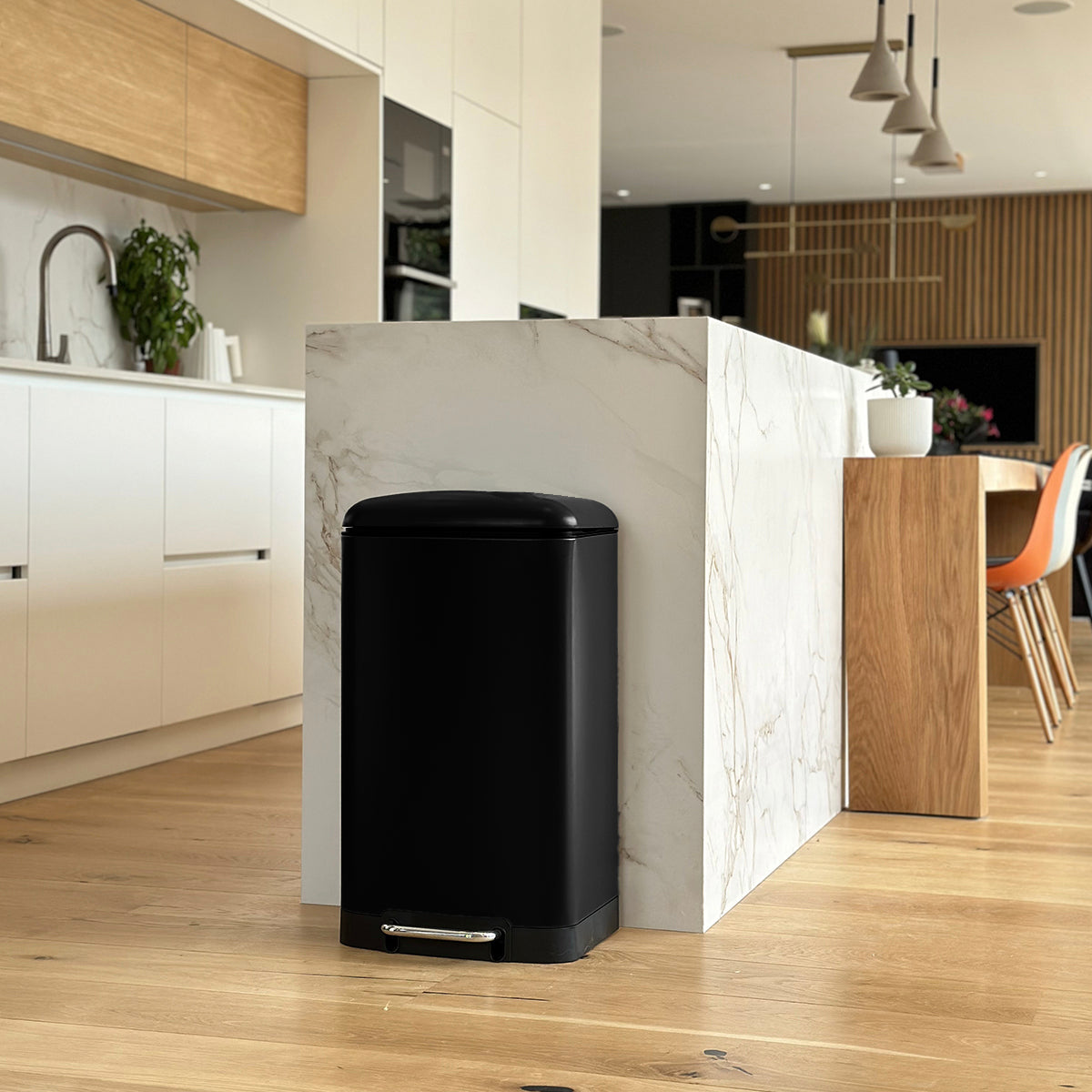 Red Deco Greenwich poubelle cuisine 40L noir mat inox