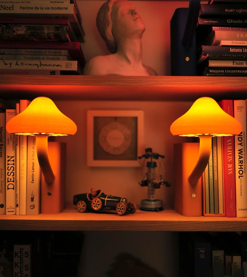 L'avant gardiste Myria lampe-livre champignon bleu royal
