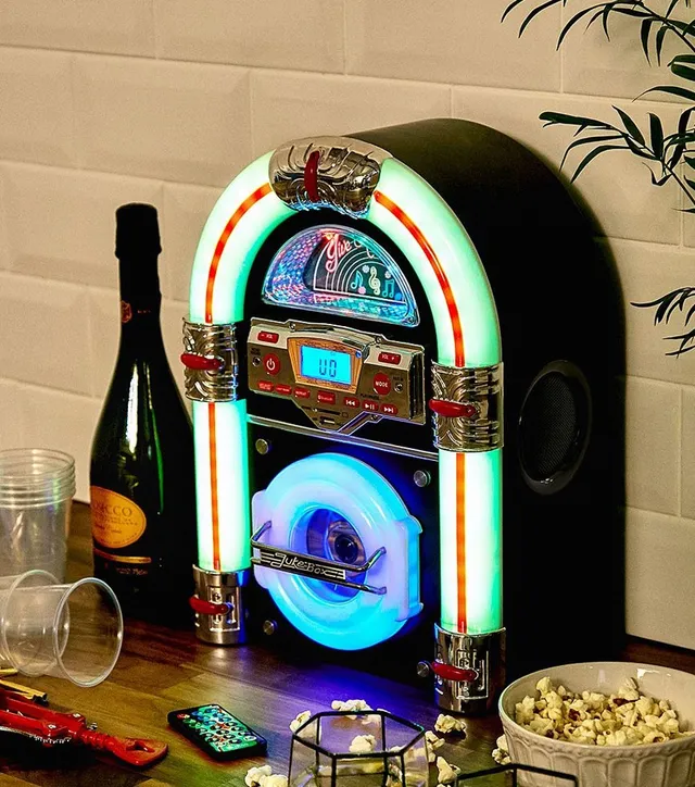 L'avant gardiste High-tech Jukebox rétro bluetooth années 60 salon