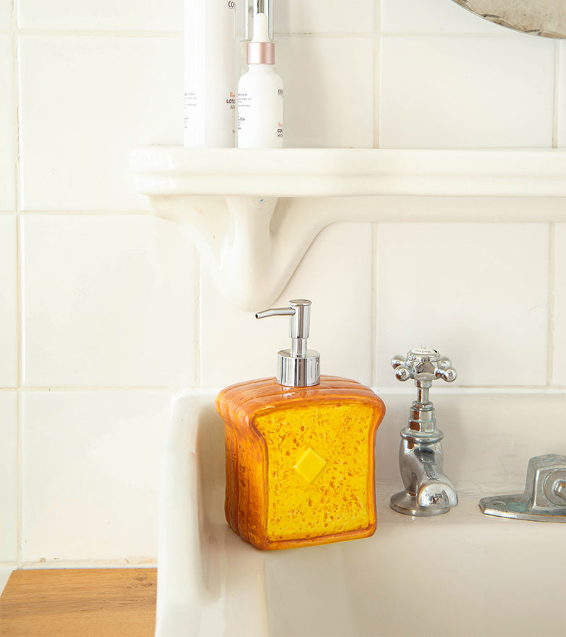 L'avant gardiste distributeur de savon toast brunch