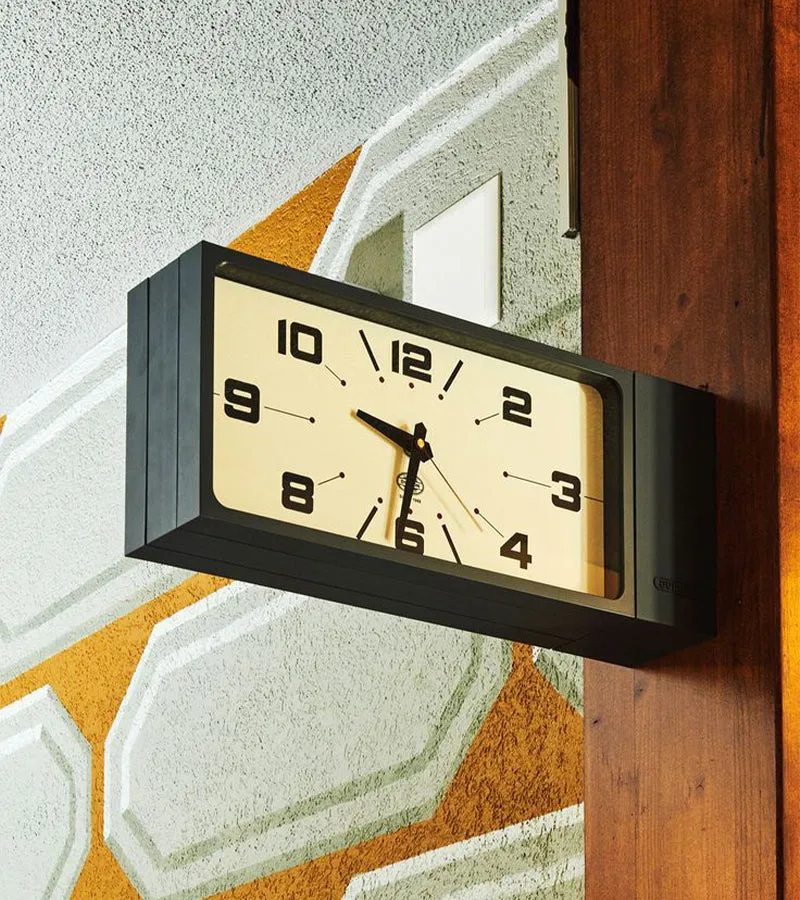 L'avant gardiste Dulton horloge murale double face rétro gare