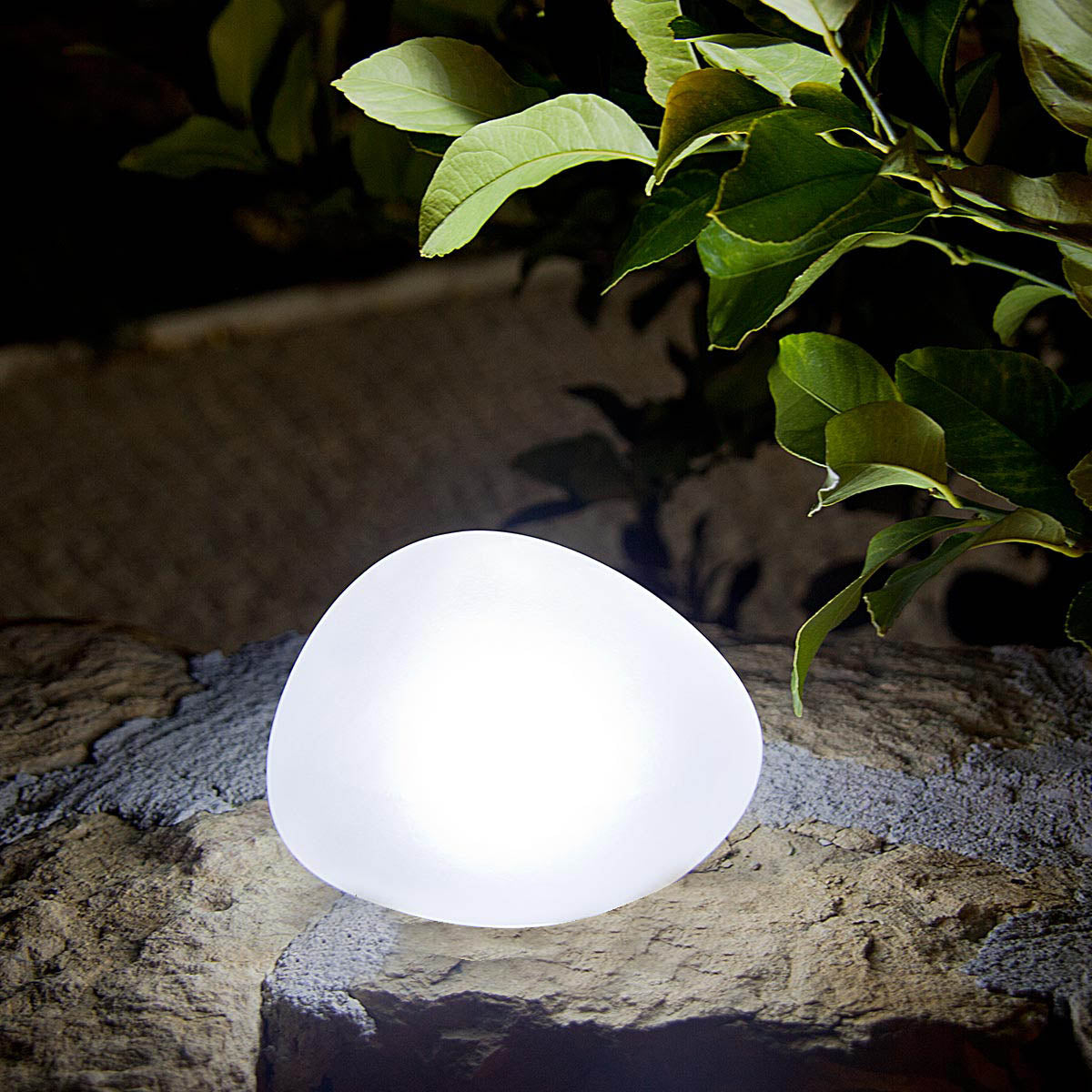 Red Deco Solenzara galet solaire LED blanc Ø16 cm