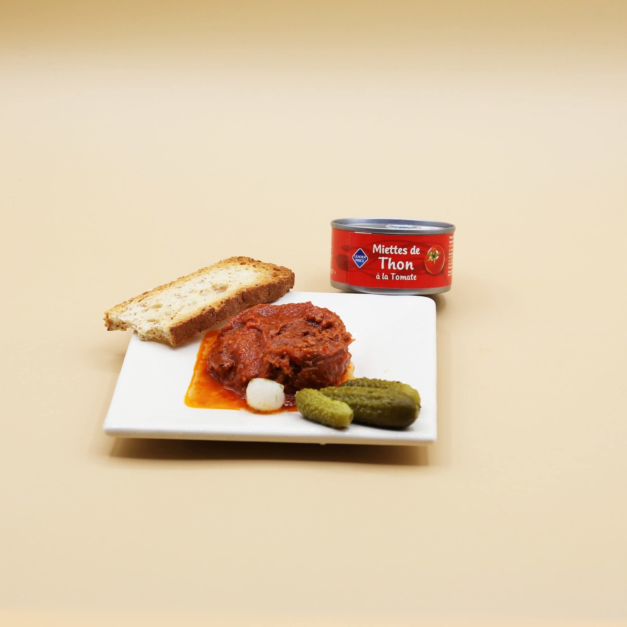Leader Price miettes de thon à la tomate 240 g conserve