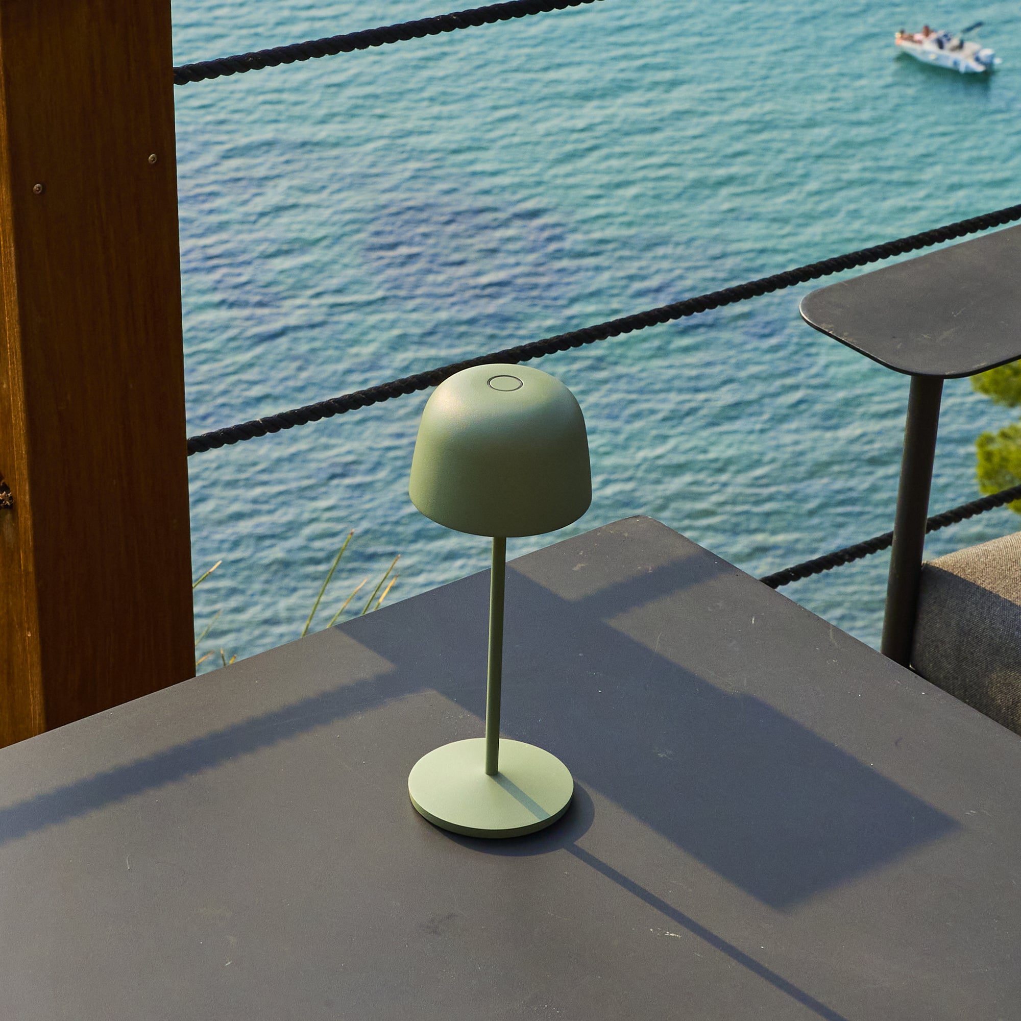 Red Deco Lampe sans fil SOPHIA OLIVE tactile H28cm verte