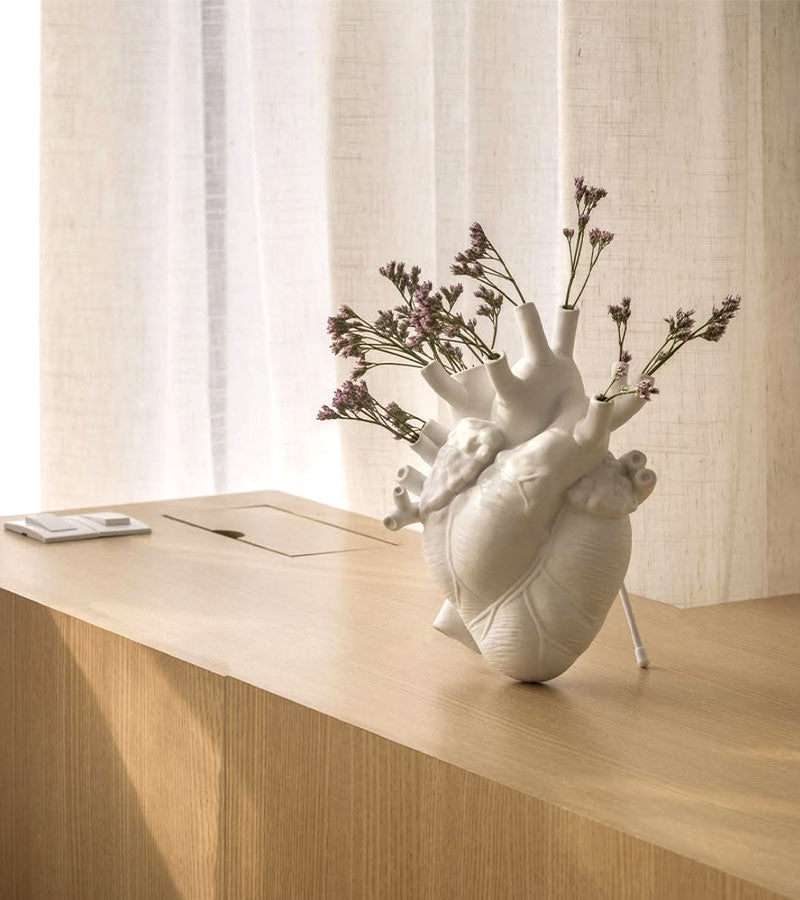 Seletti Love in Bloom vase coeur porcelaine anatomique