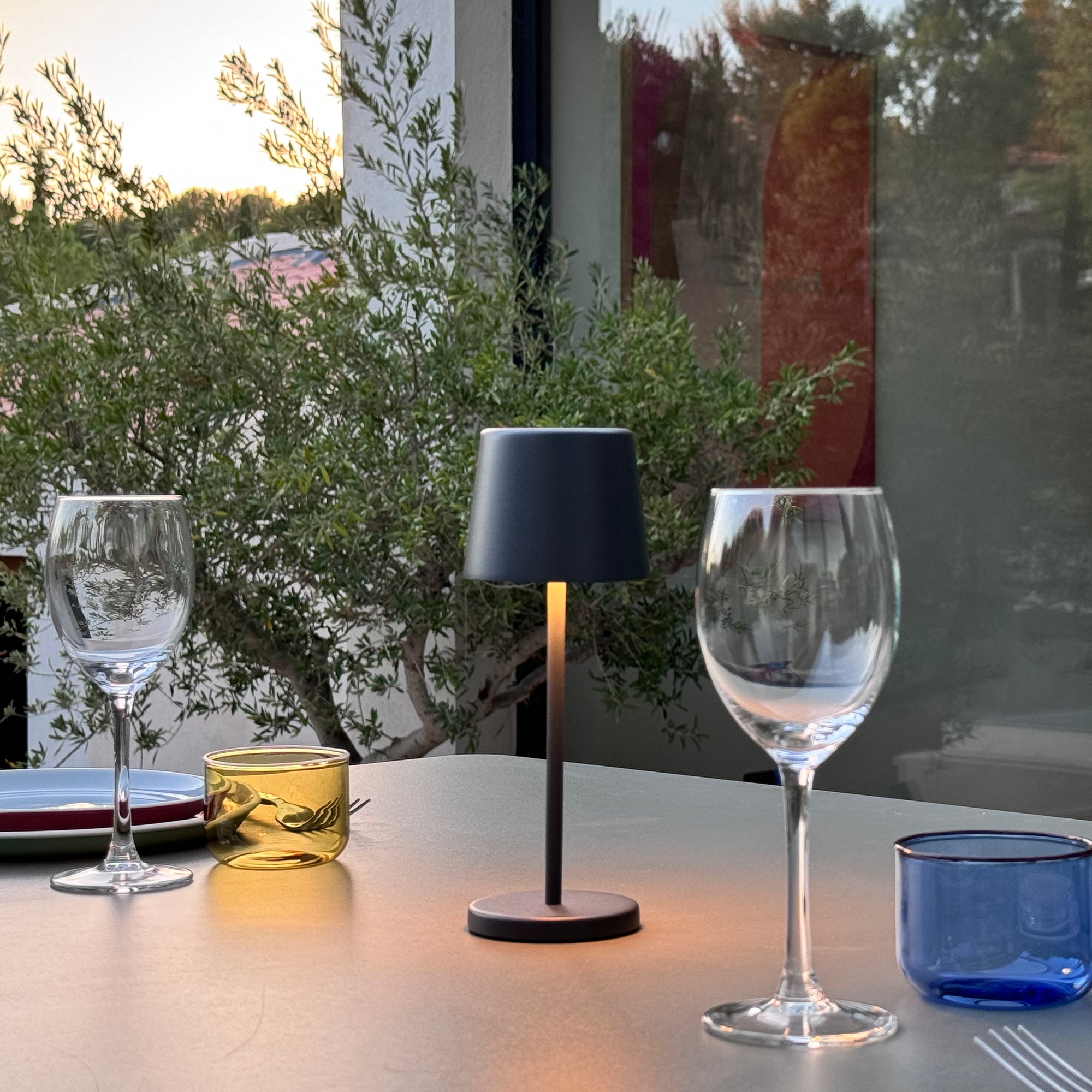Red Deco Kelly Mini Rock lampe sans fil blanc H22cm dimmable