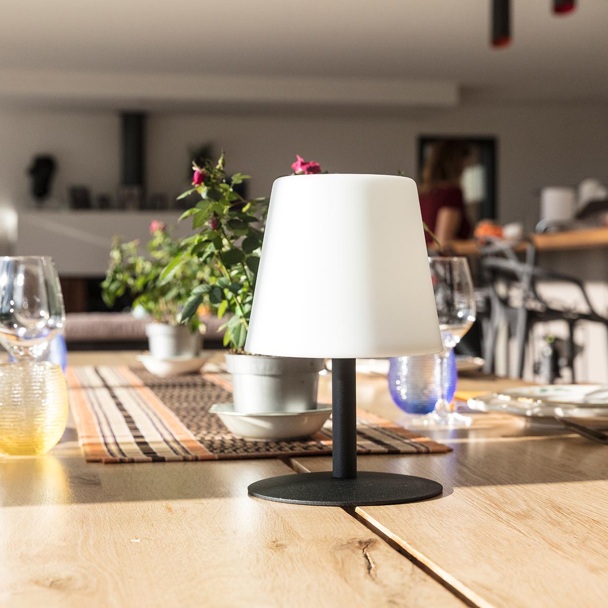 Red Deco STANDY MINI lampe sans fil noire dimmable