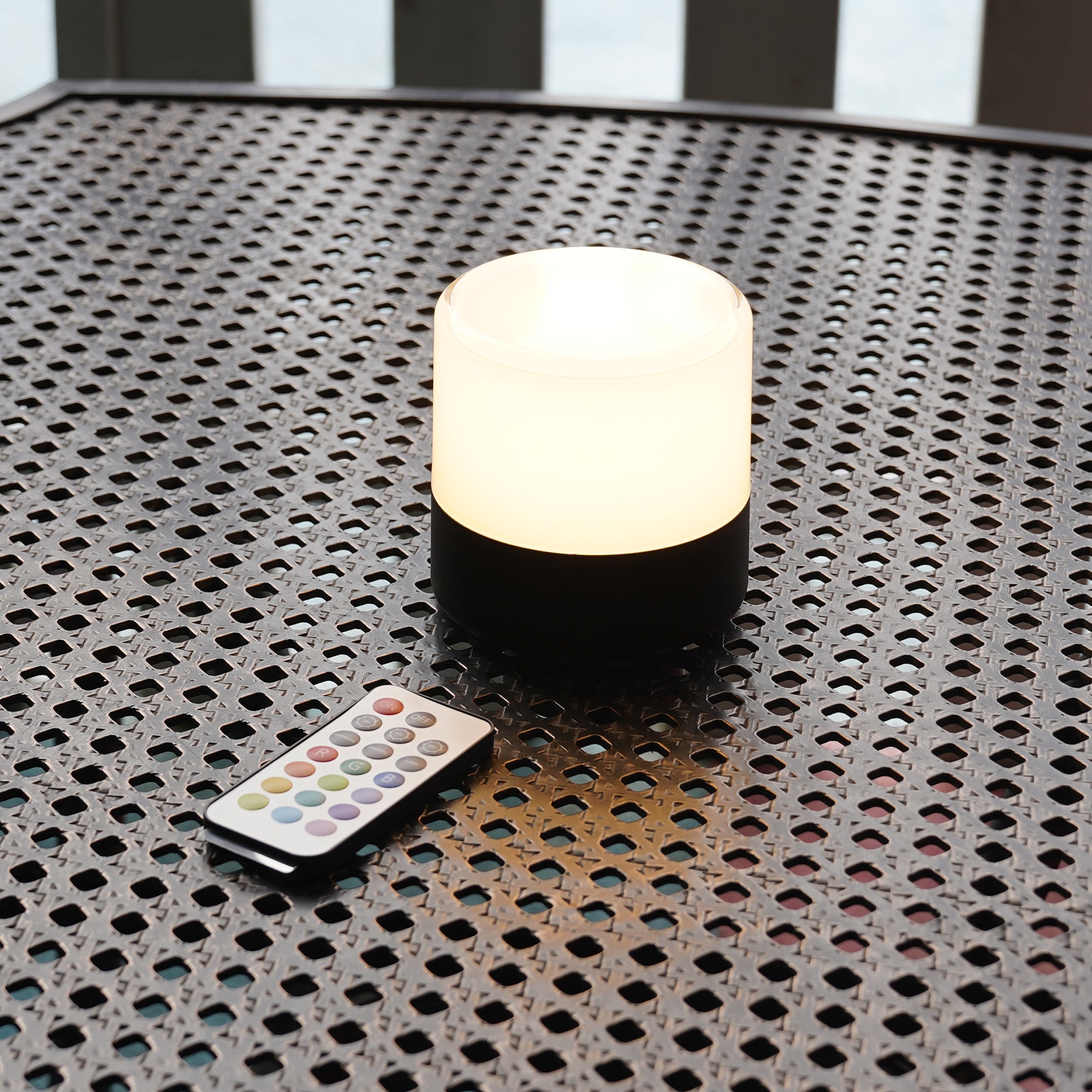Red Deco Bolo lampe sans fil RGB H10cm télécommande LED