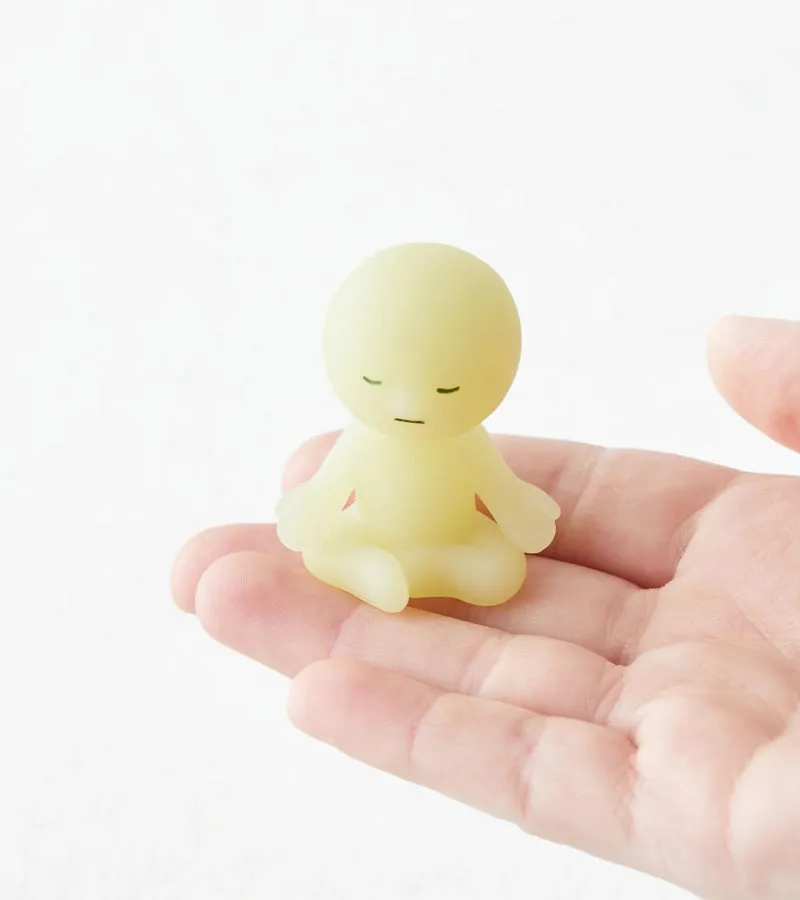 Smiski Yoga figurine fluorescente boîte surprise