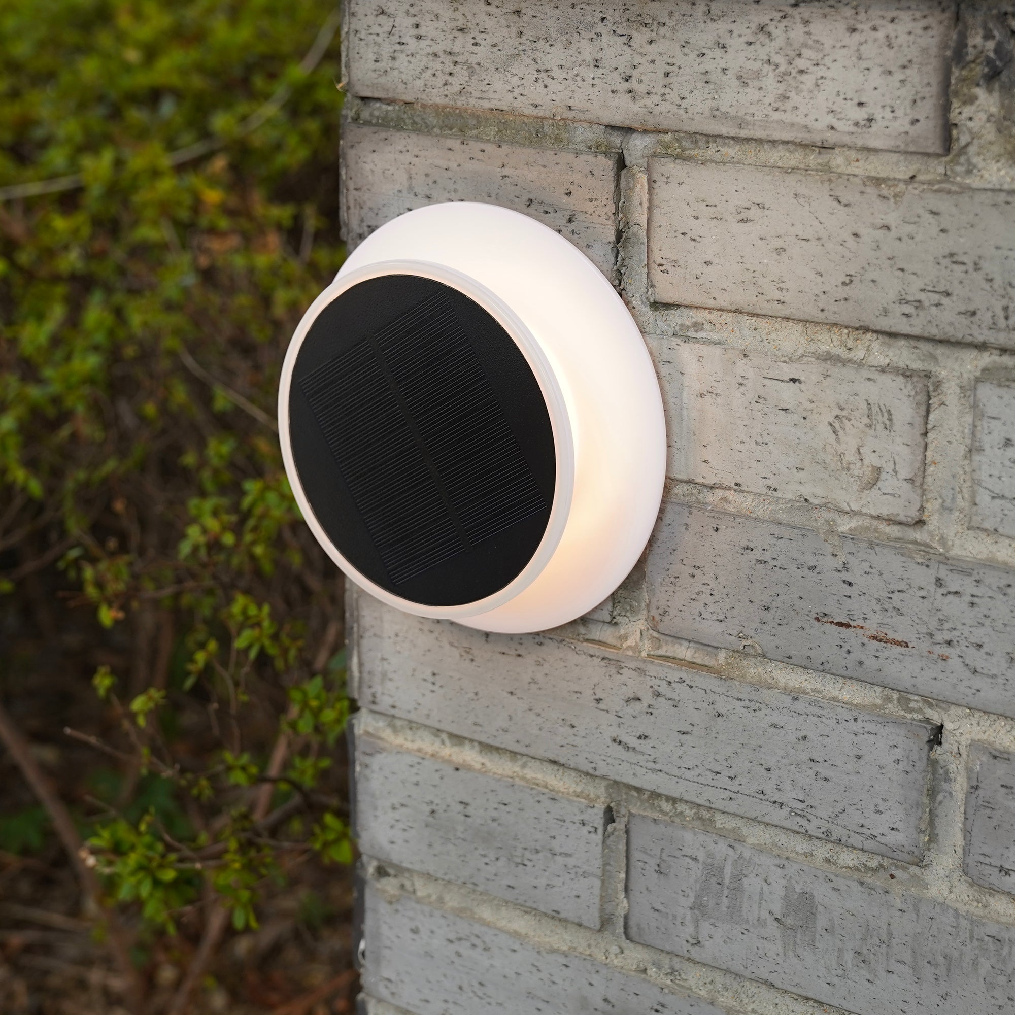 Red Deco Solia Spike spot solaire blanc chaud dimmable