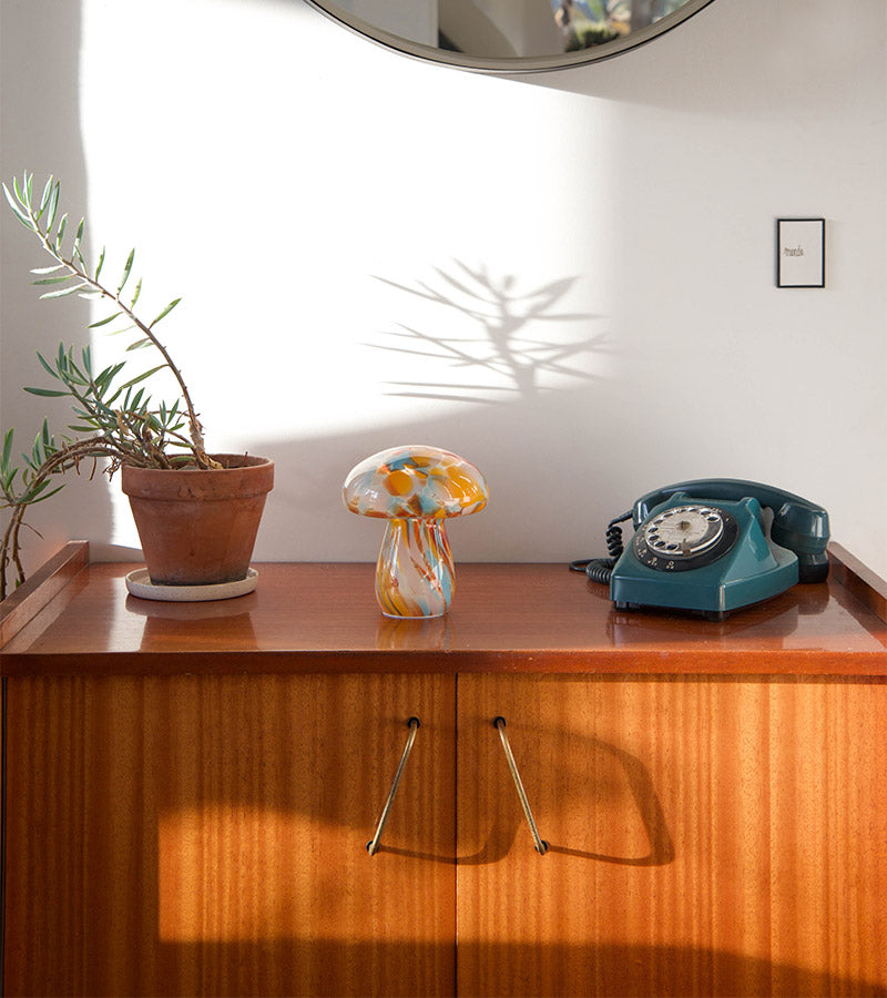 L'avant gardiste lampe champignon verre sans fil multicolore