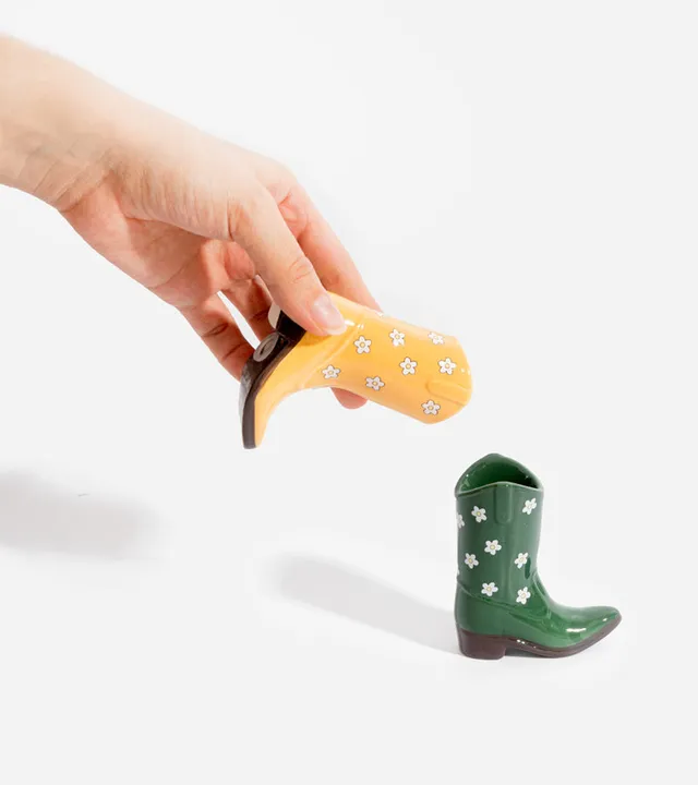 L'avant gardiste Vaisselle & Table salière poivrière bottes