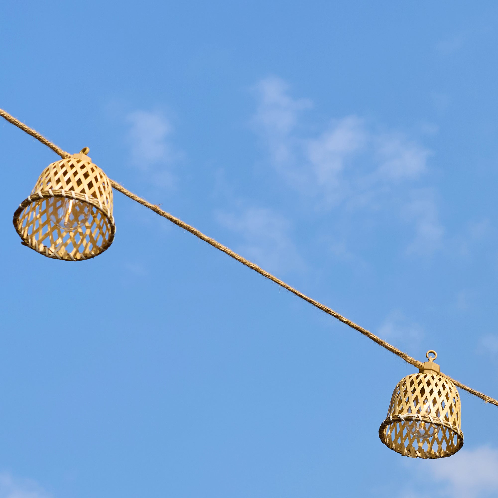 Red Deco Maly Light Hybrid guirlande LED solaire 13m 20 lampes